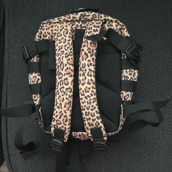 Leopard Print Backpack - Picture 2 of 2